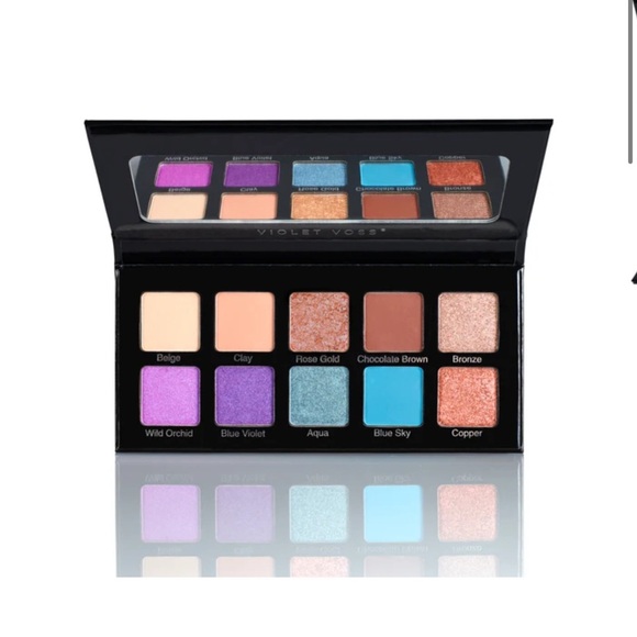 Violet Voss Other - Violet Voss Essentials 2 Eyeshadow Palette